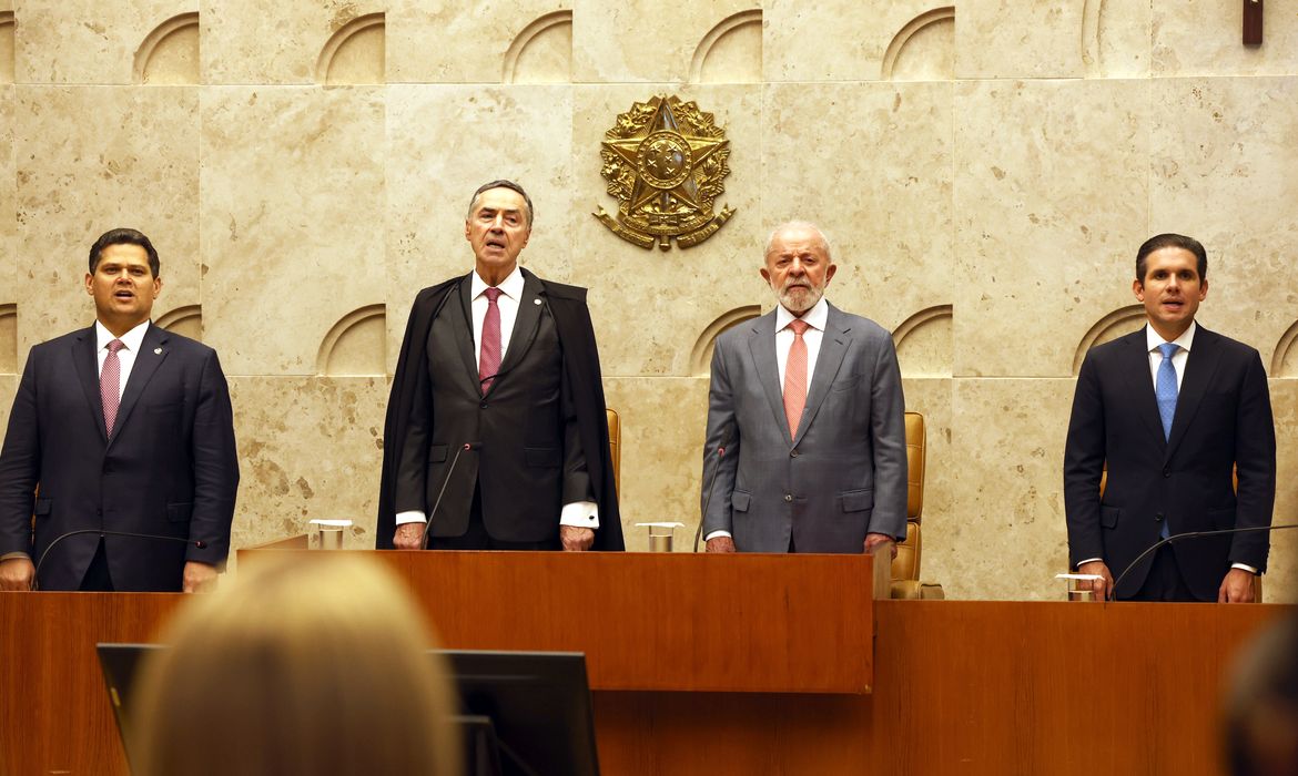Brasília (DF), 03/02/2025 - Presidente do Senado Federal Davi Alcolumbre, presidente do STF Roberto Barroso, presidente da república Luiz Inácio Lula da Silva e o presidente da Câmara dos Deputados Hugo Mota durante sessão Solene de Abertura do Ano Judiciário do STF. Foto: Antônio Cruz/Agência Brasil