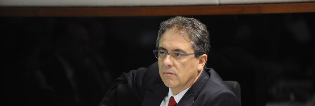 Segundo o relator Carlos Zarattini, caso a Câmara aprove o seu parecer, os governadores dos estados, exceto do Rio de Janeiro e Espírito Santo, vão se mobilizar para evitar que a presidenta Dilma Rousseff vete partes do texto