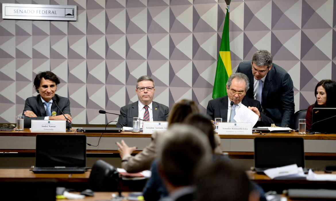 Brasília - Comissão Processante do Impeachment ouve André Nassar, ex-secretário de Política Agrícola do Ministério da Agricultura (Jefferson Rudy/Agência Senado)