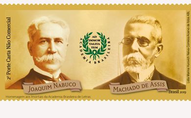 foto do selo lançado pelo Correios dos escritores Joaquim Nabuco e Machado de Assis 