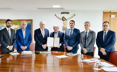 Brasília (DF), 31/10/2025 - Presidente da República, Luiz Inácio Lula da Silva, durante assinatura do Projeto de Lei Antifacção, elaborado pelo Governo do Brasil, no Palácio do Planalto. Foto: Ricardo Stuckert/PR