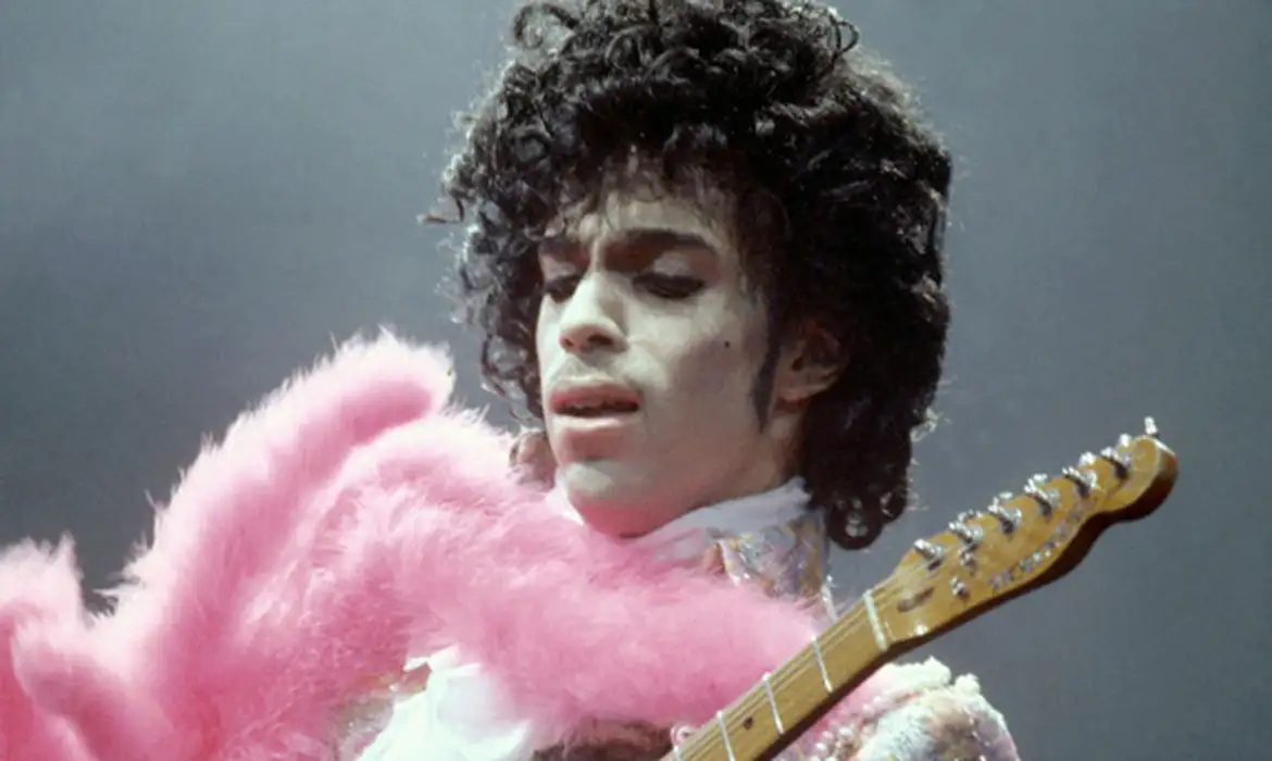 Músico Prince morre aos 57 anos nos Estados Unidos | Agência Brasil