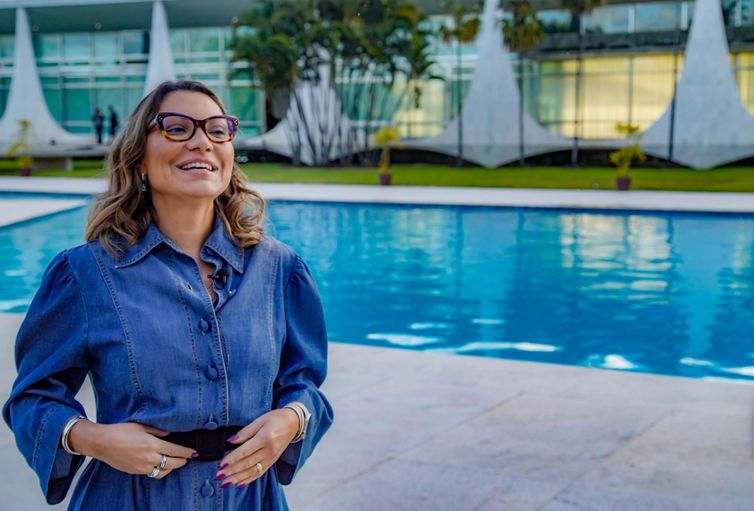 28/06/2023 - Brasília - A primeira dama do Brasil, Janja Lula da Silva, durante entrevista exclusiva a EBC, no Palácio da Alvorada. Foto: Rafa Neddermeyer/Agência Brasil