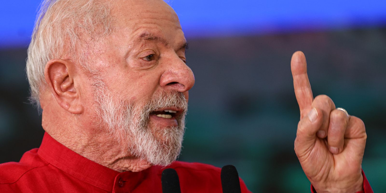 Lula enfatiza a importância de jovens conhecerem o Brasil para fortalecer a soberania nacional
