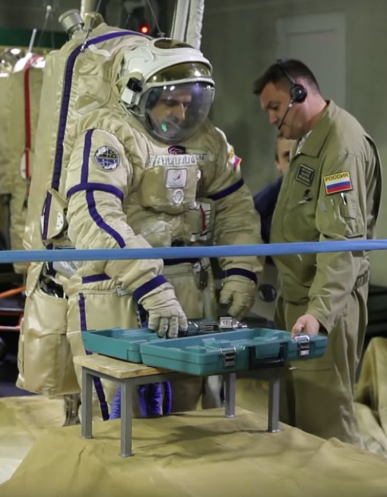 Diário de um Cosmonauta registra o retorno do astronauta russo Mikhail Kornienko para a Terra