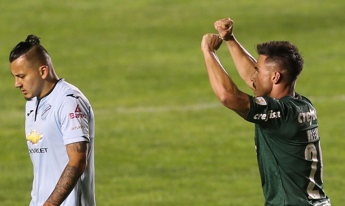 O jogador Willian, da SE Palmeiras, comemora seu gol contra a equipe do FC Bolívar, durante partida válida pela fase de grupos, da Copa Libertadores, no Estádio Hernando Siles. (Foto: Cesar Greco)