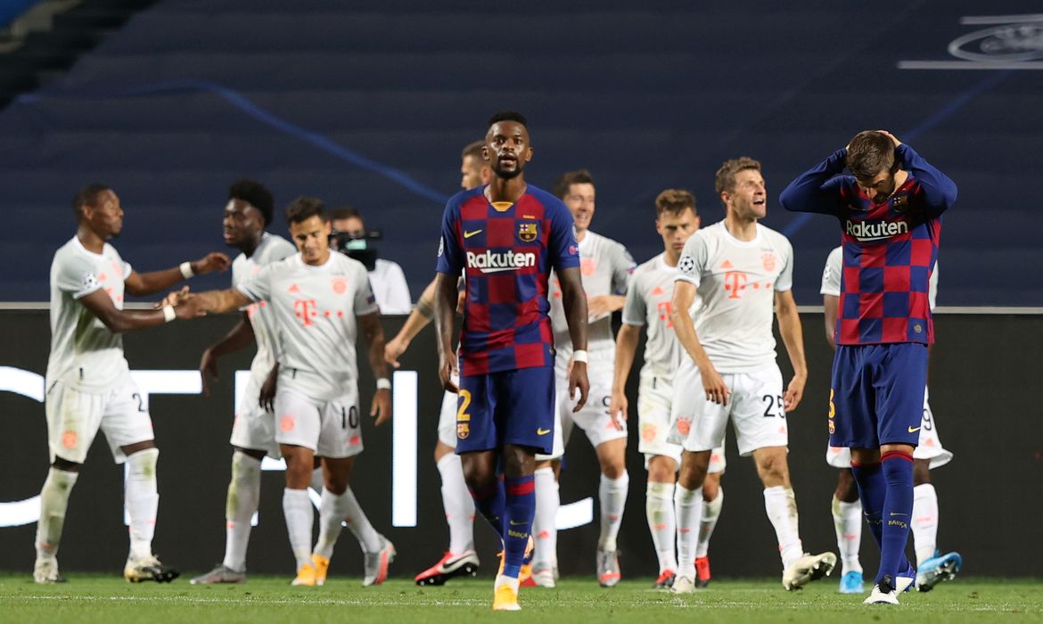 Liga Bayern Massacra Barcelona Por 8 A 2 E Esta Na Semi