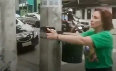 São Paulo- 05/06 /2026 - Ex-deputada Carla  Zambelli durante a perseguição ao   jornalista Luan Araújo. Foto: Reprodução  vídeo/ Facebook