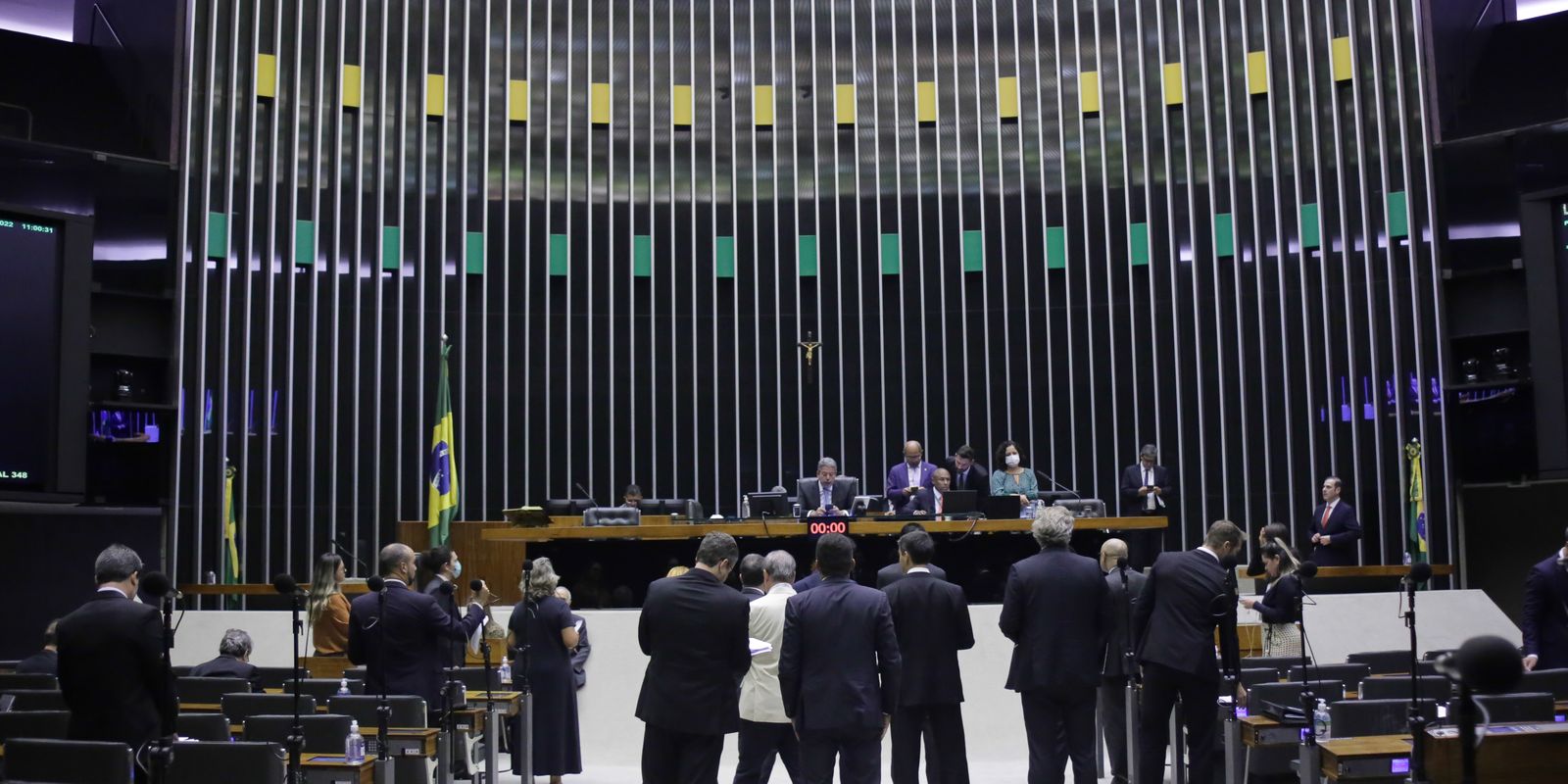 Câmara aprova limite da alíquota de ICMS sobre combustíveis