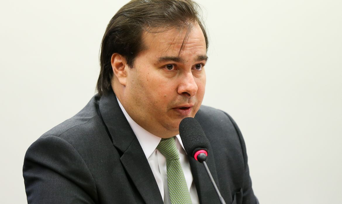 Brasília - O presidente da Câmara, Rodrigo Maia, durante a abertura do seminário de amizade Brasil-Itália: as Relações Bilaterais em Debate (Marcelo Camargo/Agência Brasil)