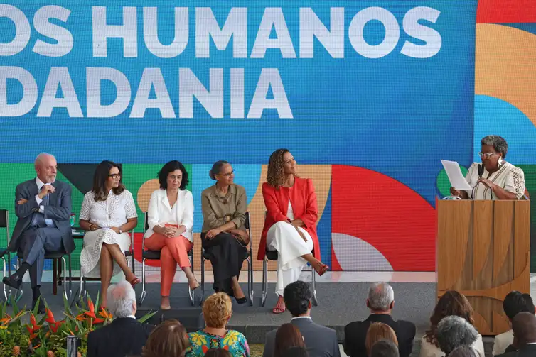 Brasília (DF), 27/09/2024 - Presidente da República, Luiz Inácio Lula da Silva, durante a cerimônia de posse da Ministra dos Direitos Humanos e da Cidadania, Macaé Evaristo, no Palácio do Planalto. Foto: Antônio Cruz/Agência Brasil