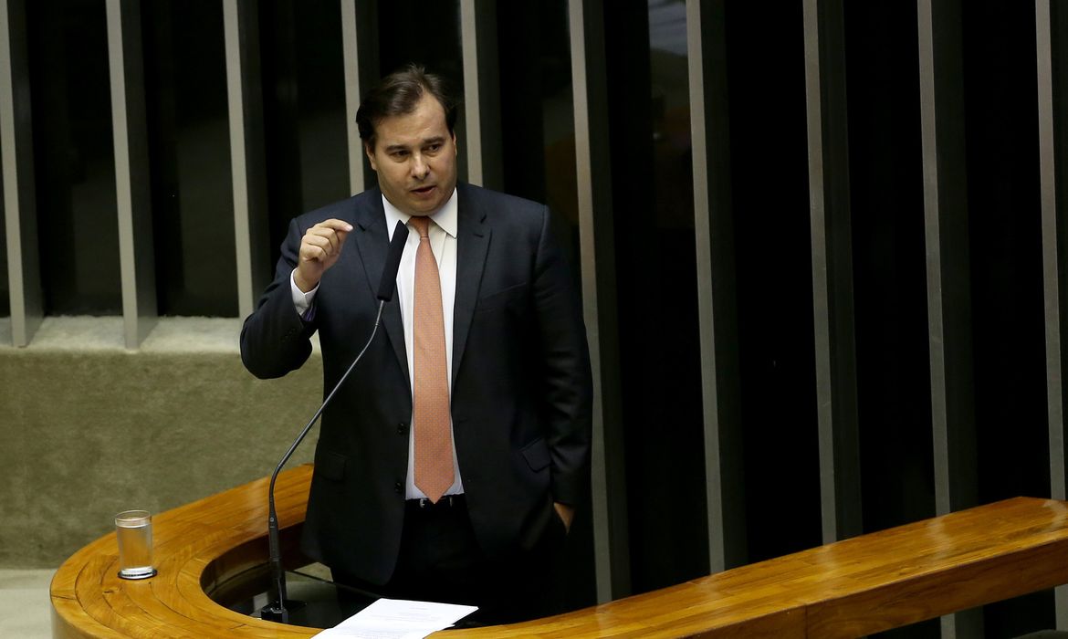 Brasília - O presidente da Câmara dos Deputados, Rodrigo Maia, participa da sessão solene de abertura dos trabalhos do ano legislativo de 2018 (Wilson Dias/Agência Brasil)