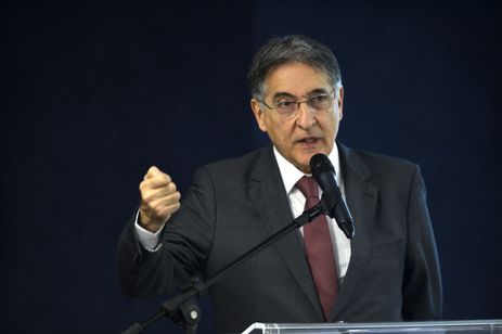 Brasília –  O governador de Minas Gerais, Fernando Pimentel, participou de audiência proposta pelo ministro Edson Fachin, do STF com governadores para discutir as dívidas dos estados (José Cruz/Agência Brasil)