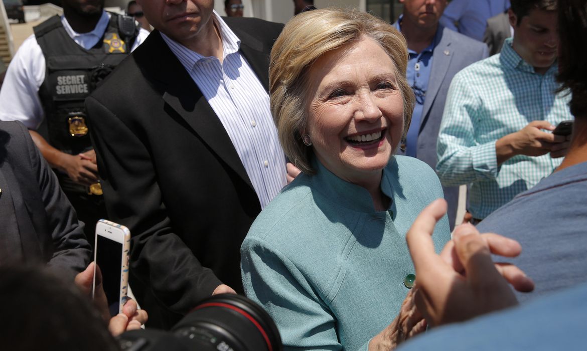 Hillary Clinton em campanha para disputar as eleições presidenciais pelo partido Democrata norte americano