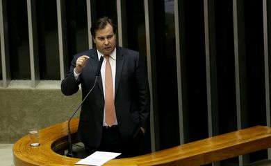 Brasília - O presidente da Câmara dos Deputados, Rodrigo Maia, participa da sessão solene de abertura dos trabalhos do ano legislativo de 2018 (Wilson Dias/Agência Brasil)