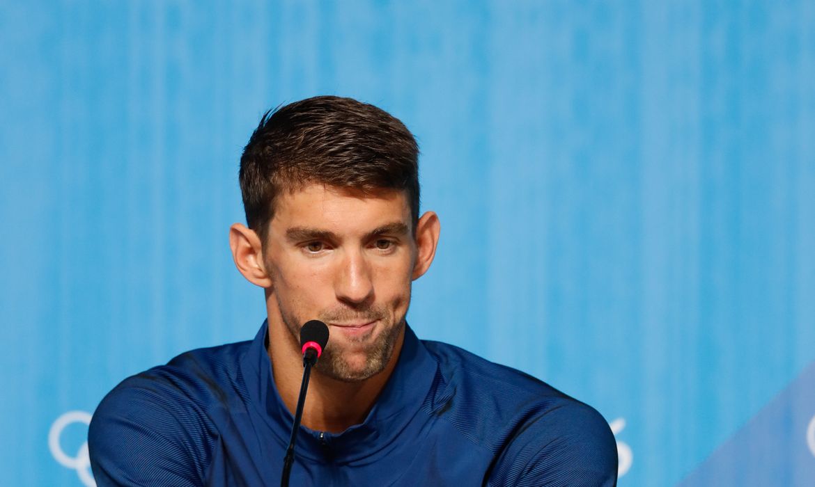 Rio de Janeiro - O nadador Michael Phelps, norte-americano recordista de medalhas olímpicas, 22, dá entrevista no Parque Olímpico dos Jogos Rio 2016  (Fernando Frazão/Agência Brasil)