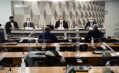 Comissão Parlamentar de Inquérito da Pandemia (CPIPANDEMIA) realiza oitiva do presidente da ONG Instituto Força Brasil. O depoente é apontado como elo entre representantes da empresa Davati Medical Supply, que negociava a venda de vacinas, e o