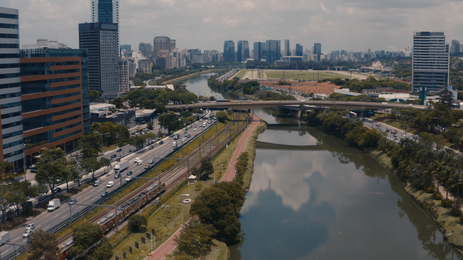Série aborda a transformação de um dos rios mais emblemáticos de São Paulo