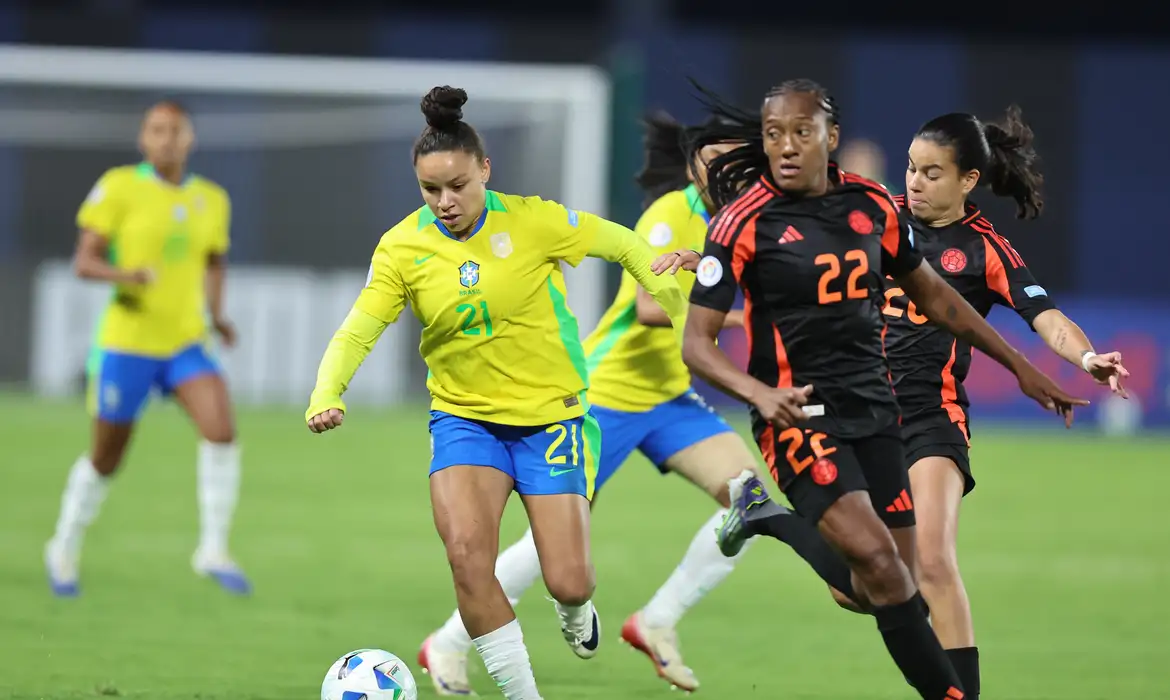 Brasil empata sem gols com a Colômbia na fase de grupos da Copa América Feminina de futebol, em 25-07-2025 - seleção feminina