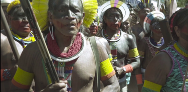Série documental procura mostrar o índio no presente