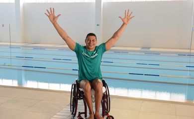 São Paulo - O nadador Clodoaldo Silva faz aclimatação no recém inaugurado Centro de Treinamento Paralímpico na Avenida dos Imigrantes, zona sul.