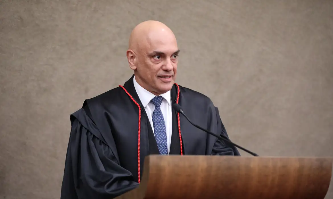 Ao receber homenagem no TRE-SP, Alexandre de Moraes relembra combate à  desinformação nas Eleições de 2022 — Tribunal Superior Eleitoral