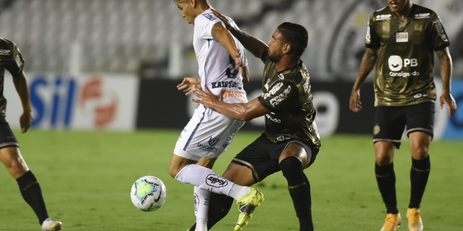 Coritiba Anuncia Primeiros Reforços Após Queda Para Série B