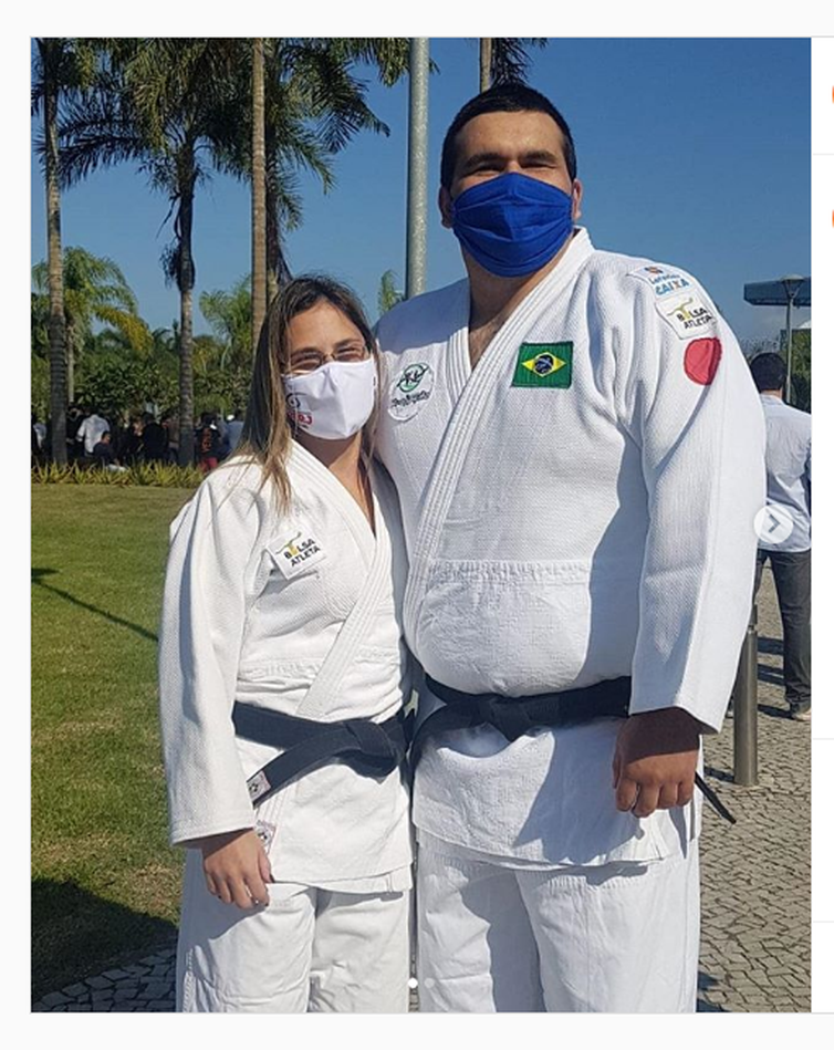 Foto do perfil de cbdvoficial
cbdvoficial
Nesta quarta (12), nossos judocas @karlafcjudo e @wilians_araujo_judo foram homenageados, no Rio.