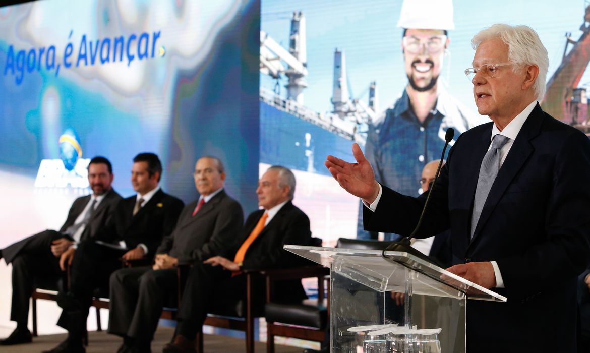 Brasília - O ministro da Secretaria-Geral, Moreira Franco, discursa na cerimônia de lançamento do Programa Avançar - iniciativa do Governo Federal para a conclusão de obras até 2018 (Alan Santos/PR)