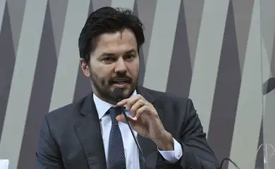 Comissão de Serviços de Infraestrutura (CI) realiza audiência pública semipresencial para tratar sobre as perspectivas do Governo Federal com o leilão do 5G, a infraestrutura brasileira no ramo de internet e telecomunicações, além dos programas