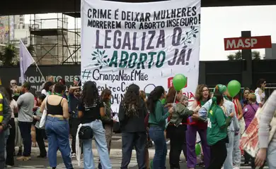 São Paulo (SP), 28/09/2024 - Entidades fazem manifestação pela legalização do aborto  em frente ao MASP. Foto: Paulo Pinto/Agência Brasil