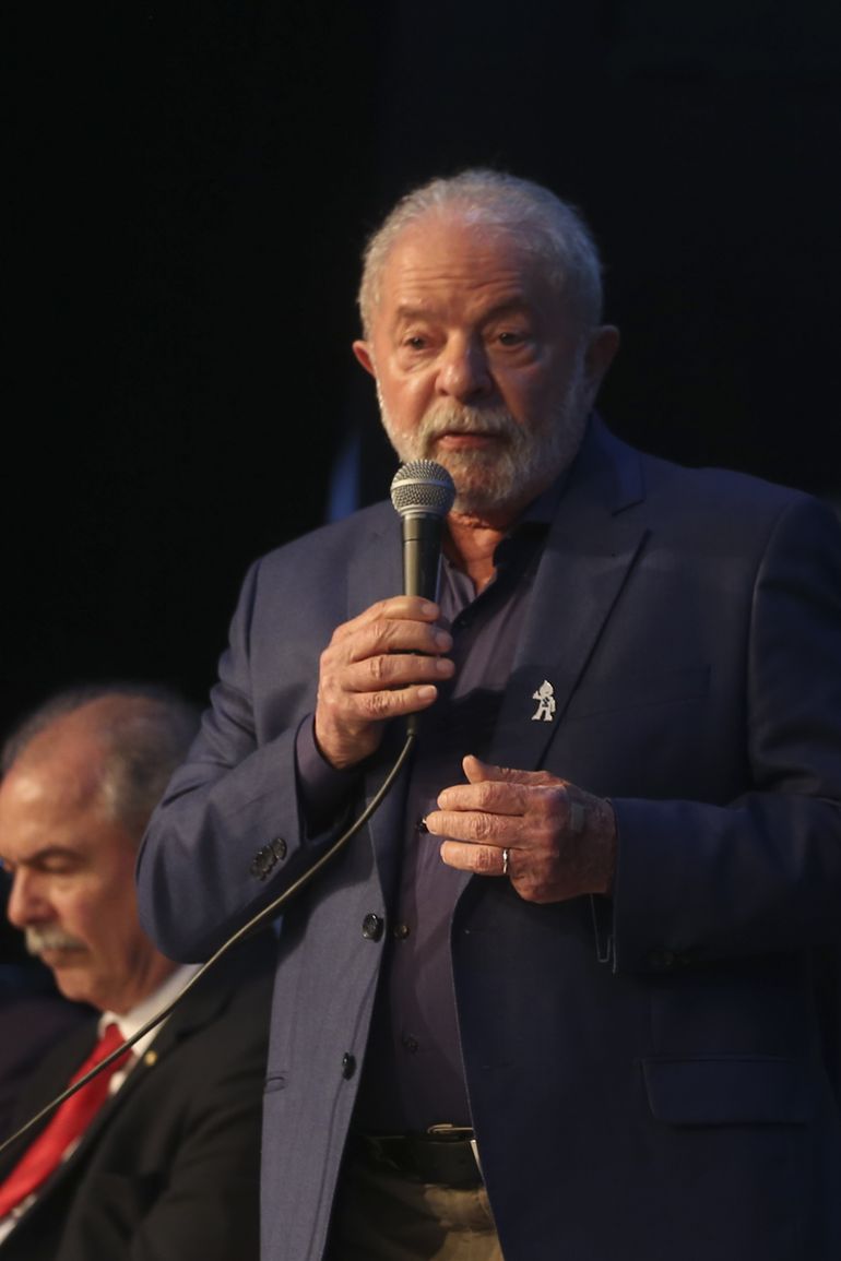 O presidente da República eleito, Luiz Inácio Lula da Silva, participa do evento de encerramento dos trabalhos dos grupos técnicos do Gabinete de Transição