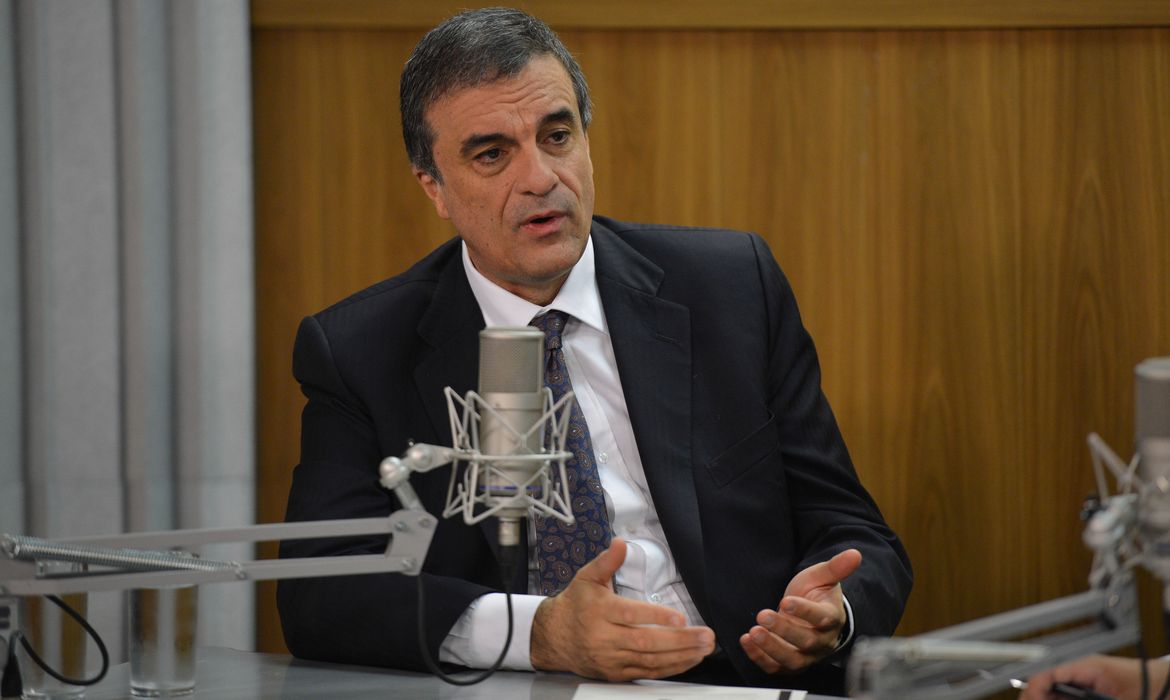 O Bom Dia Ministro recebe o ministro José Eduardo Cardozo, que fala sobre maioridade penal (José Cruz/Agência Brasil)