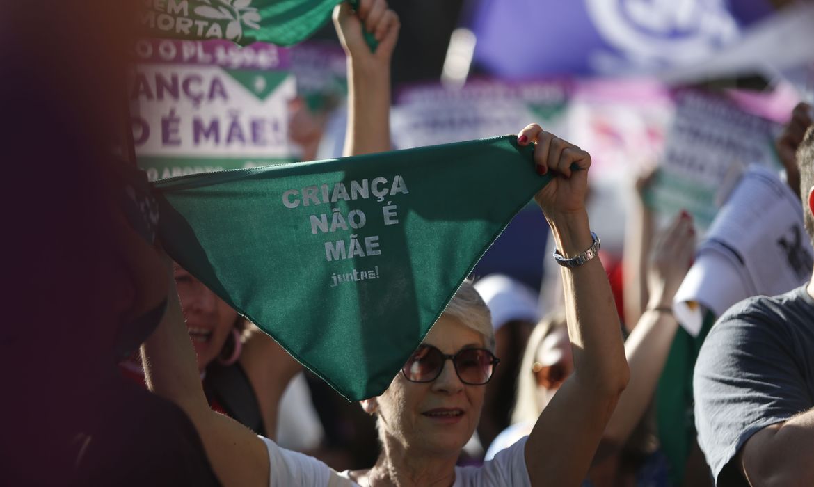 São Paulo  SP 23/06/202 Ato no MASP contra o Projeto de Lei (PL) 1.904/24, que equipara o aborto de gestação acima de 22 semanas ao homicídio. Foto Paulo Pinto/Agencia Brasil