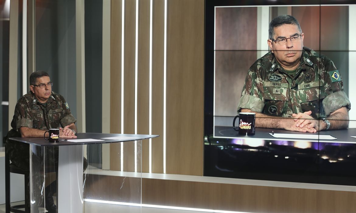 O vice-Chefe do Estado-Maior do Exército, General Hertz Pires do Nascimento é o entrevistado no programa Sem Censura, da TV Brasil