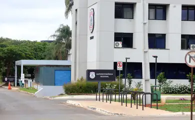 Brasília (DF), 22/11/2025 - Movimentação na Polícia Federal após a prisão do ex-presidente Jair Bolsonaro. Foto: Valter Campanato/Agência Brasil