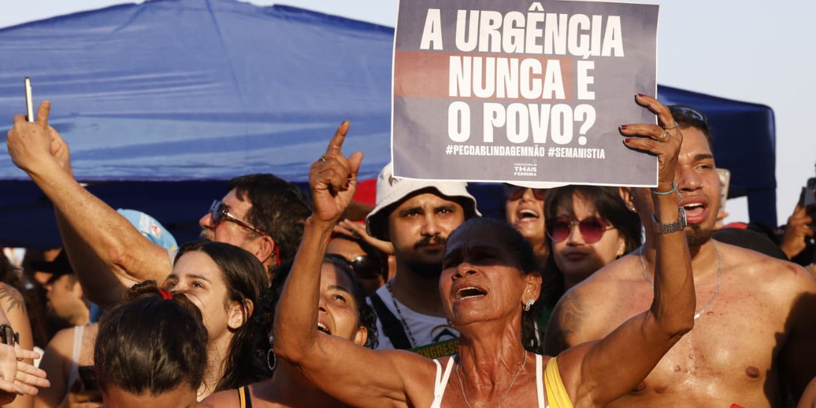 Marcha em Manaus reúne 3 mil pessoas contra a PEC da Blindagem