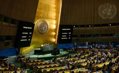 General Assembly Adopts Resolution on Just and Lasting Peace in Ukraine