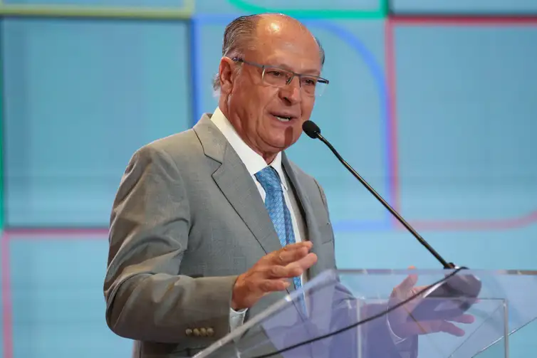 Vice-presidente e ministro do Desenvolvimento, Indústria, Comércio e Serviços, Geraldo Alckmin, lança o novo programa Brasil Mais ProdutivoFabio Rodrigues-Pozzebom/ Agência Brasil
