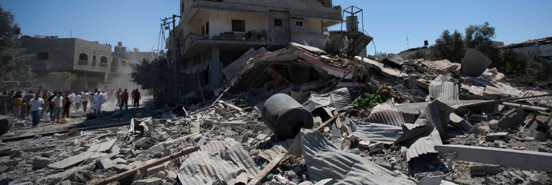 Prédio na Faixa de Gaza foi inteiramente destruído