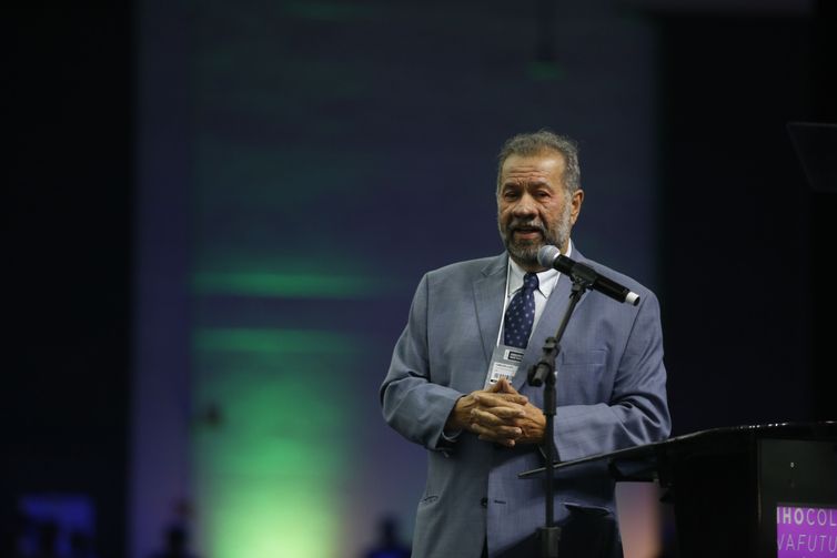 São Paulo SP 18/10/2023  Ministro Carlos Lupi (Previdência Social), na abertura do 44º Congresso Brasileiro de Previdência Privada (CBPP), no Transamérica Expo Center, em São Paulo. Foto: Paulo Pinto/Agência Brasil