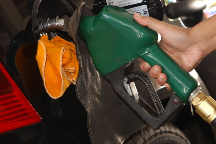Empresa diz que etanol é vantajoso se custar até 80% do preço da gasolina |  Agência Brasil