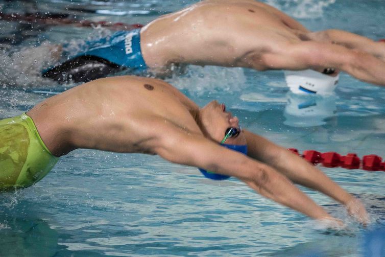 André Brasil disputa a prova de 100m costas no Mundial, em 2017