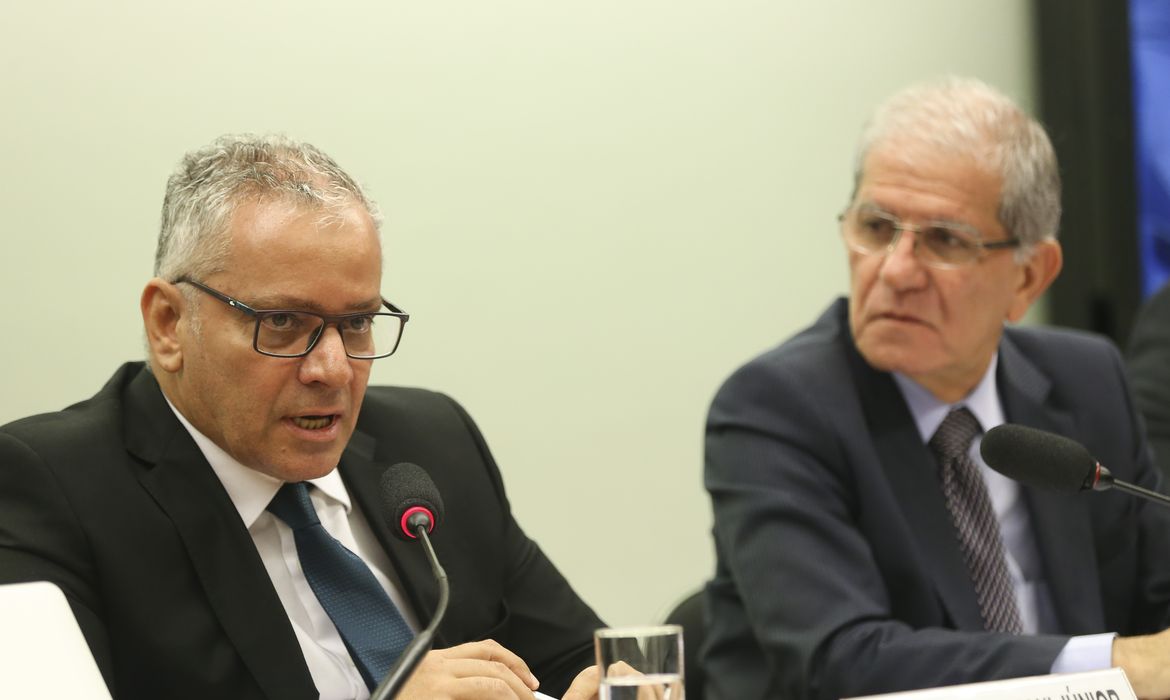 A Comissão de Cultura da Câmara dos Deputados realiza audiência pública, para debater o tema A Empresa Brasil de Comunicação (EBC) e a garantia da comunicação pública Alexandre Graziani Júnior, diretor-presidente da EBC