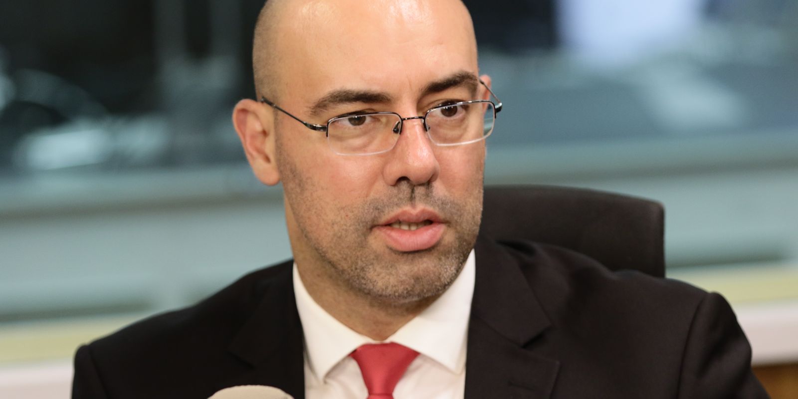 Anderson Torres só avisou de viagem em 8/1 na véspera, diz réu