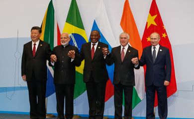  Presidente da República, Michel Temer posa para foto de família dos Chefes de Estado e Governo do BRICS. 
