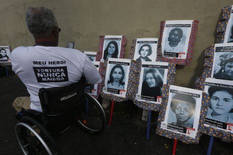 São Paulo (SP) 31/03/2024 - Ato 60 Anos do Golpe de 64 na frente do DOI-CODI em São Paulo.<p></p>Foto: Paulo Pinto/Agência Brasil