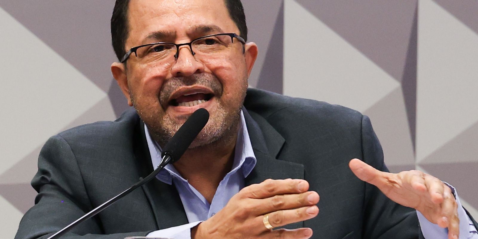 Ex-coordenador de Benefícios e Pagamentos do INSS depõe em CPMI