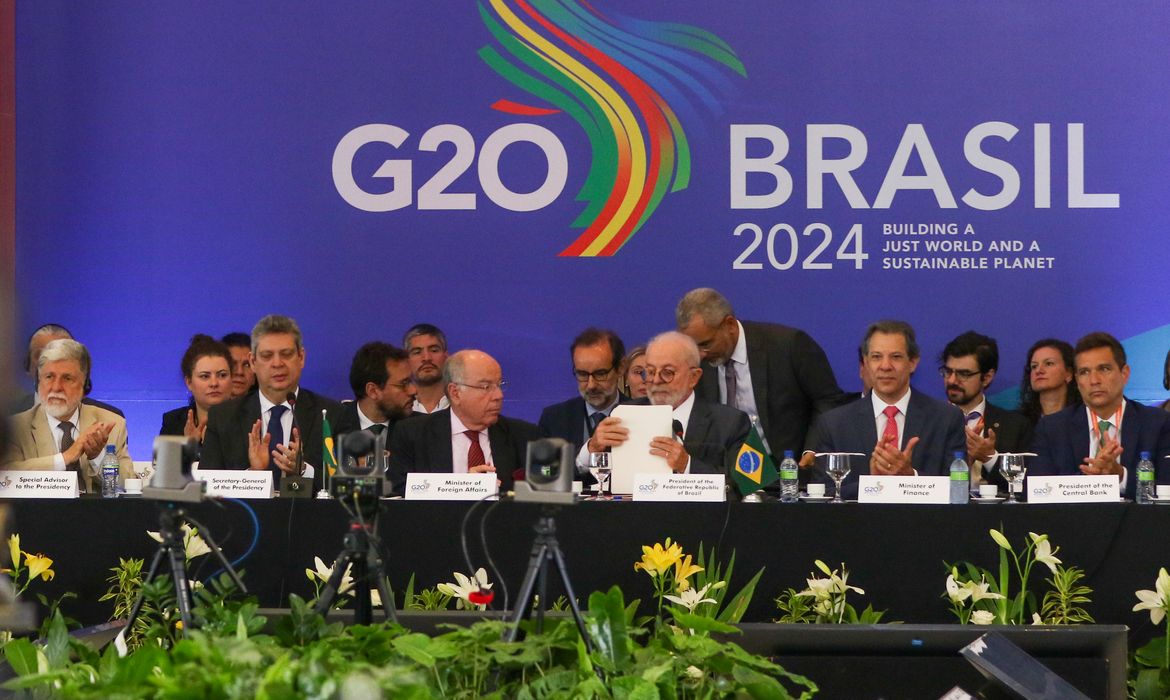 Brasília, DF 13/12/2023 O presidente Luiz Inácio Lula da Silva abre a sessão conjunta da Trilha de Sherpas e de Finanças do G20, no Palácio Itamaraty. O ministro da Fazenda, Fernando Haddad, e o presidente do Banco Central, Roberto Campos Neto,   participaram do encontro.Foto: Fabio Rodrigues-Pozzebom/ Agência Brasil