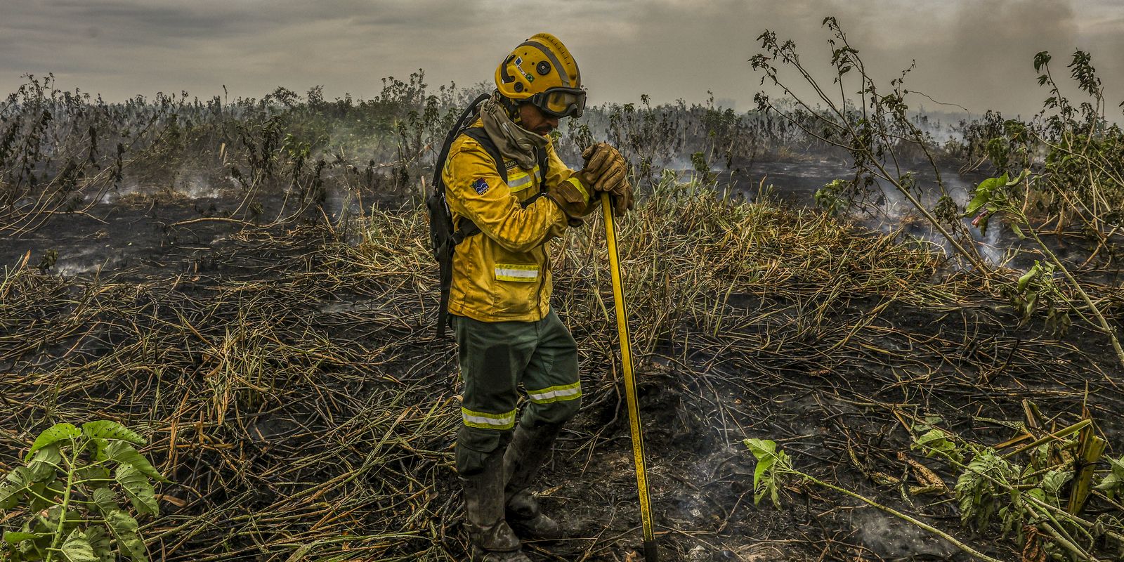 Pantanal: FAB lança 12 mil litros de água por voo em combate a fogo